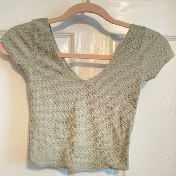Hollister green cropped top - Picture 2 of 3
